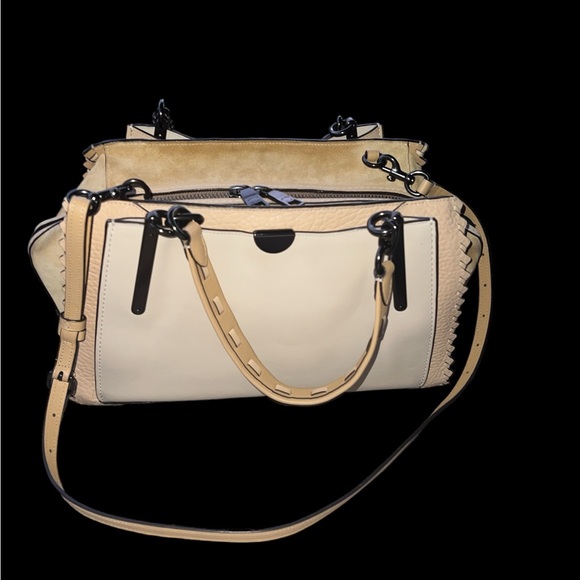 Authentic Coach Dreamer Purse Pre Owned - Picture 8 of 12